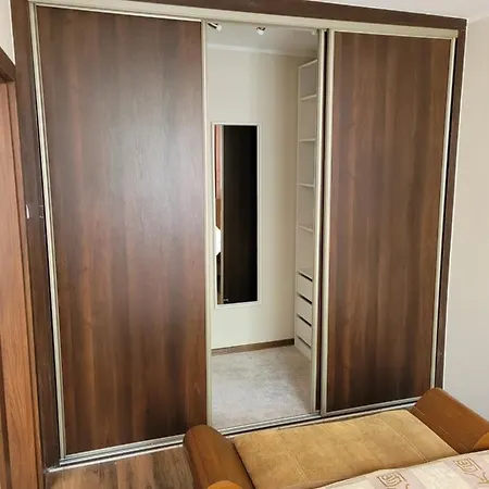 Apartament Parkowy Z Miejscem Parkingowym